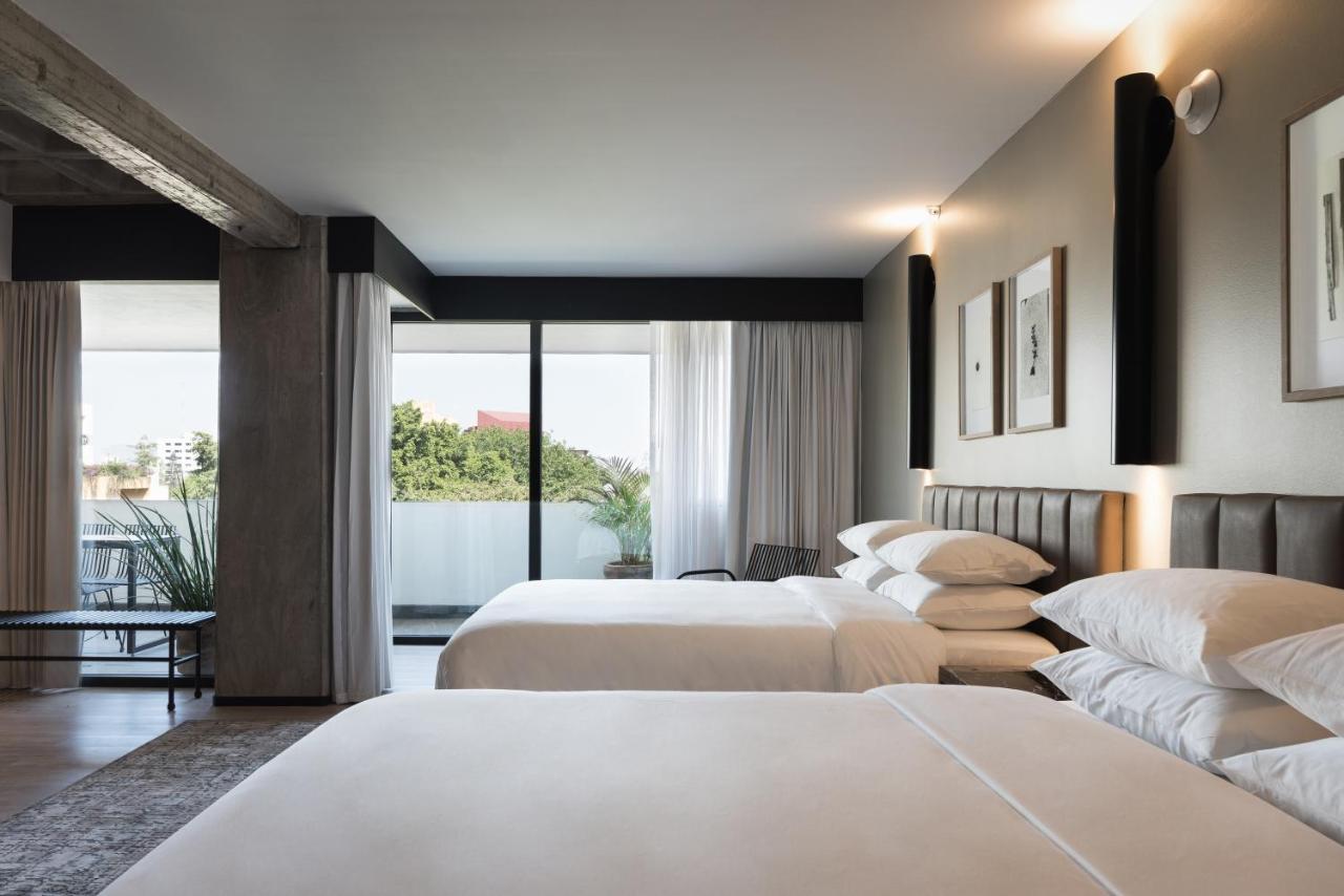 Bellwort Hotel กัวดาลาฮารา ภายนอก รูปภาพ